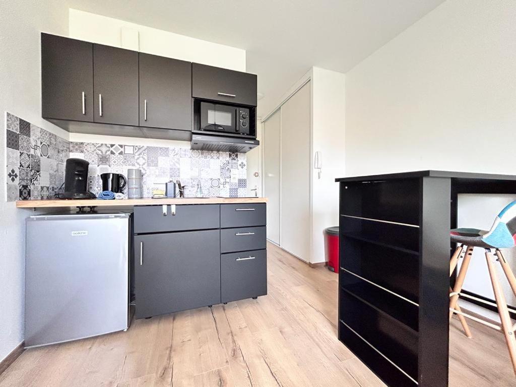 Confortable Et Lumineux Proche Des Hopitaux - De Beaumont Appartement